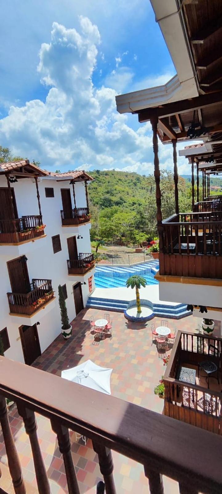 Hotel Alejandria 바리차라 외부 사진