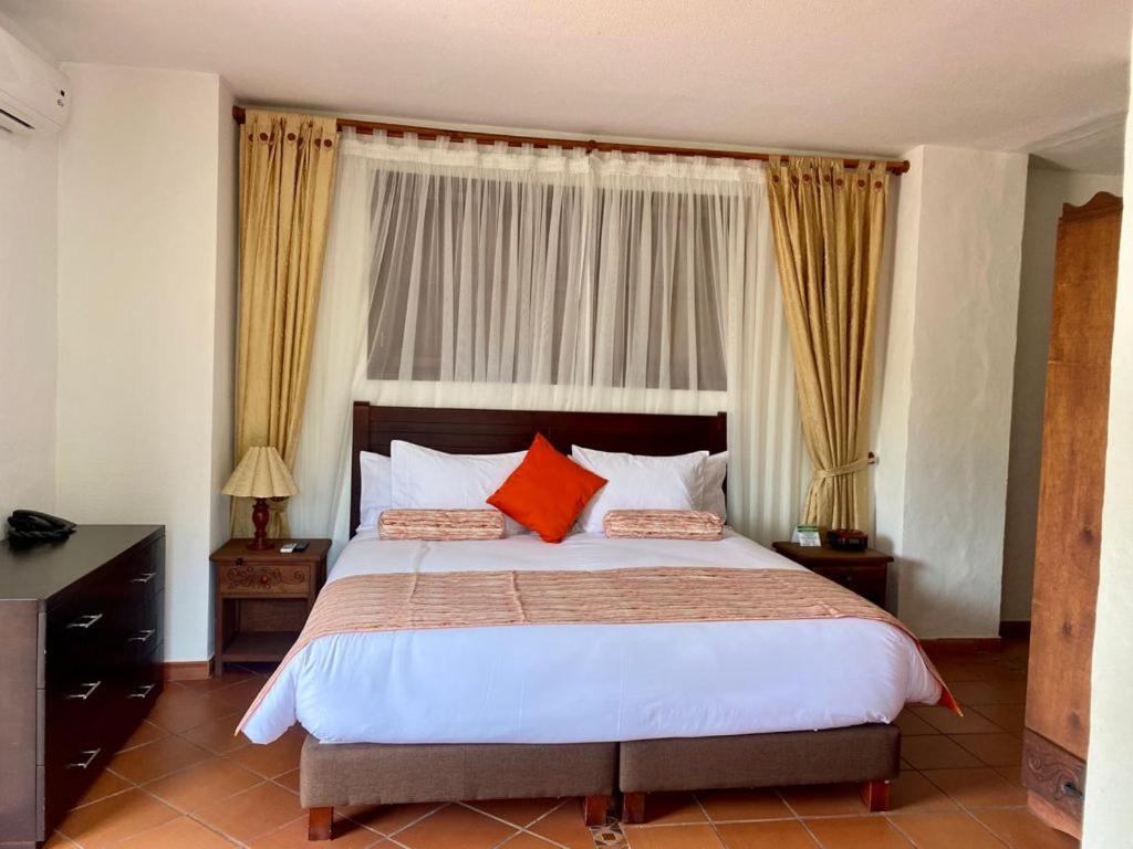 Hotel Alejandria 바리차라 외부 사진